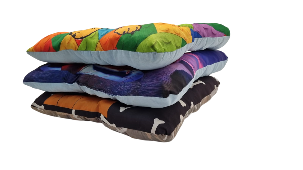 COLCHONETAS PERSONAJES (50x60)